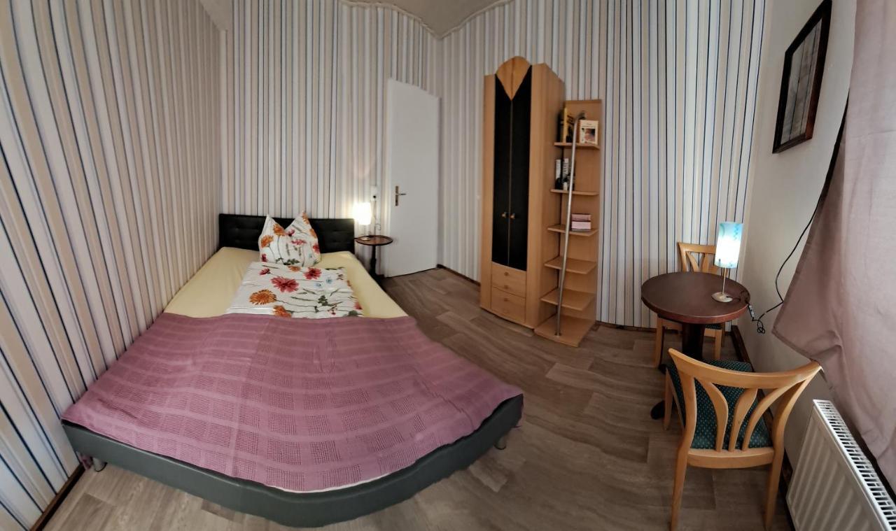 Keller'S Ferienwohnung An Der Saale Schwarzenbach an der Saale Esterno foto